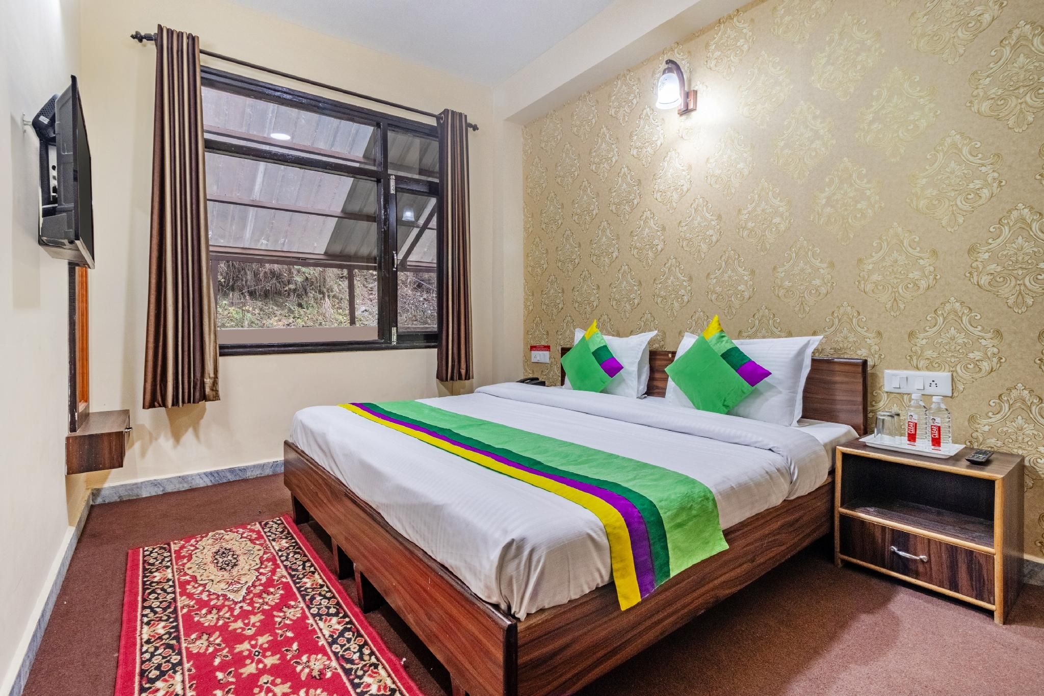 Treebo Shimla Ayurvedic Retreat Kufri Standard Double Room 4