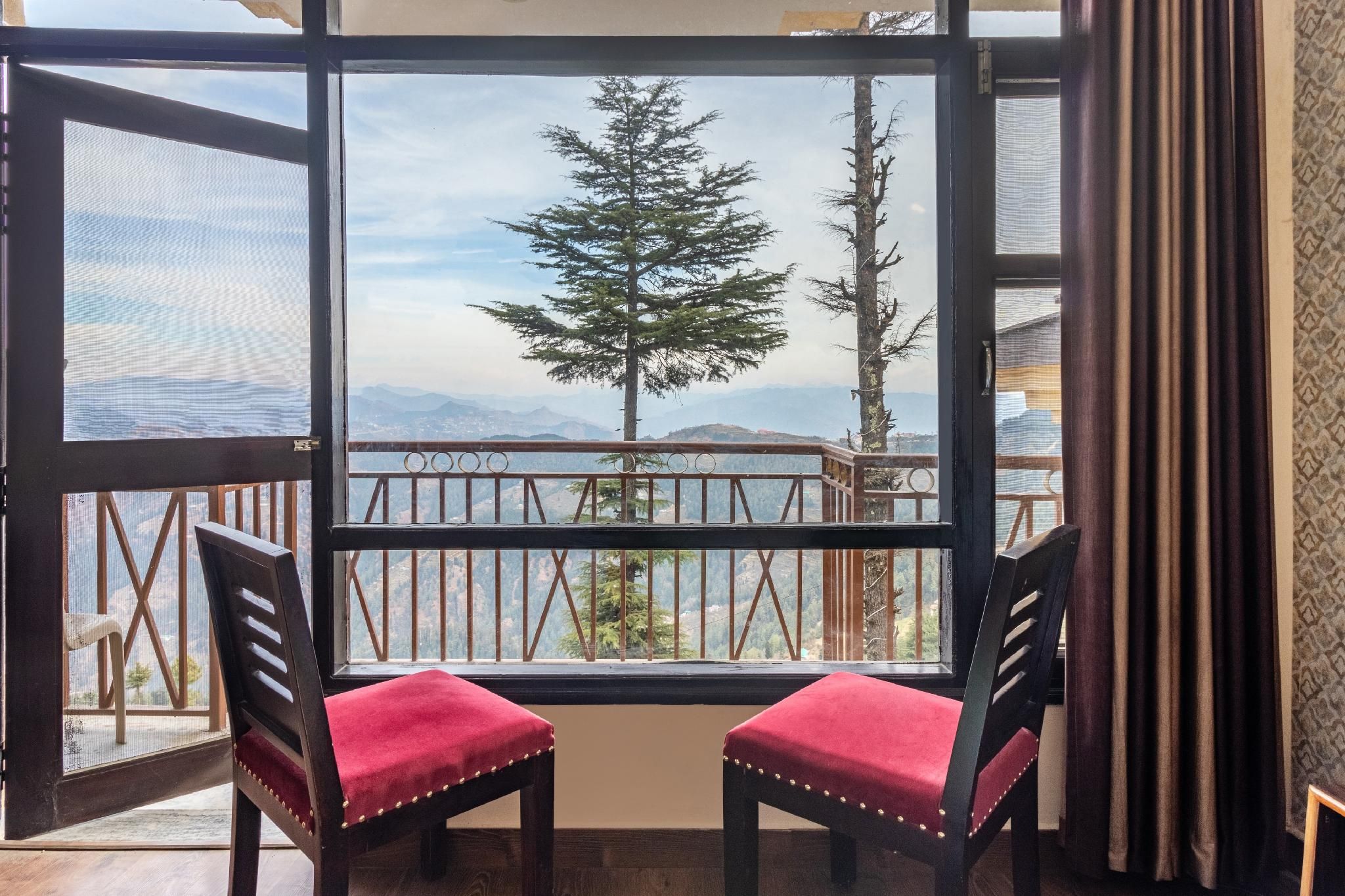 Deluxe Mountain View Room