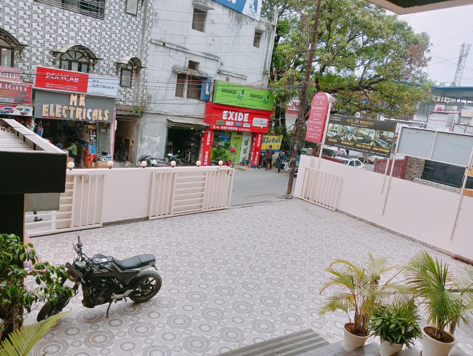 Parking lot
