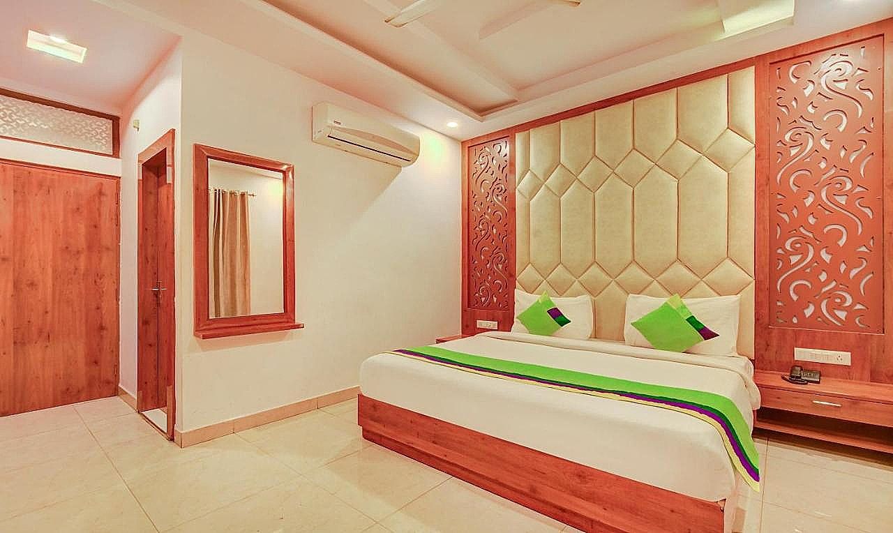 Treebo G K Residency Near Dehradun Railway Station Standard Double Room 2