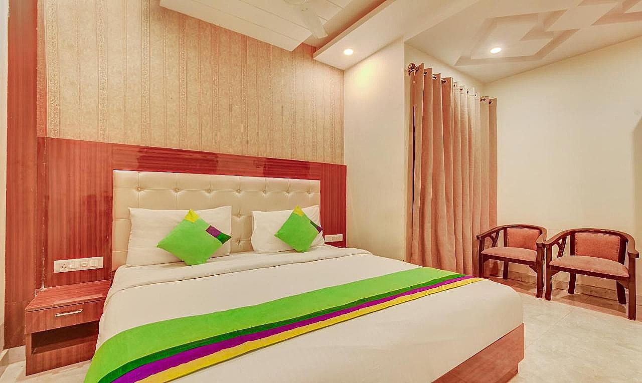 Treebo G K Residency Near Dehradun Railway Station Standard Double Room