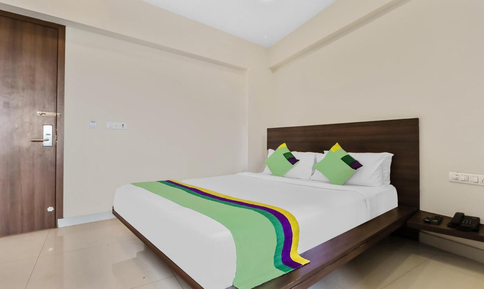 Treebo Punarnava Bypass Road Standard Double Room