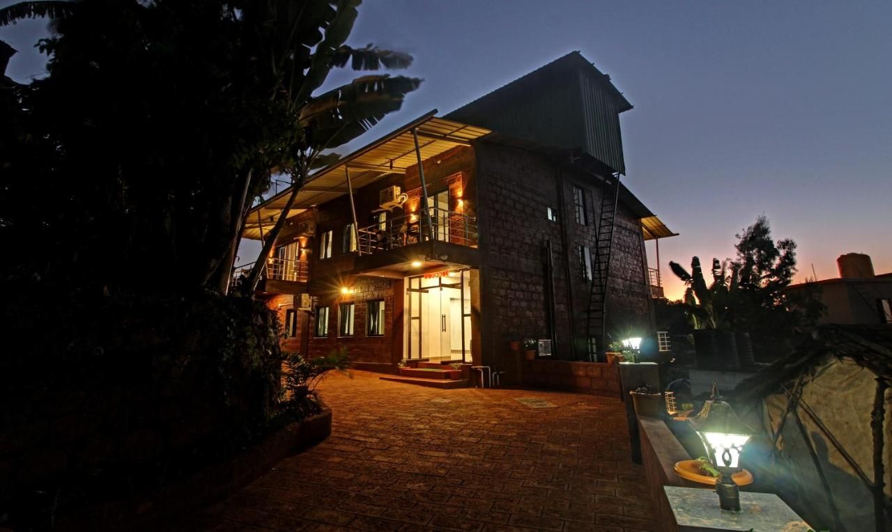 Hotel Exterior