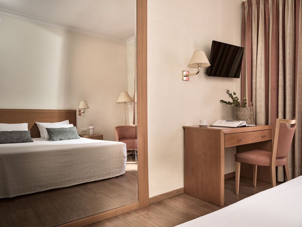 Hotel Strada Marina Superior Double or Twin Room, Balcony, City View