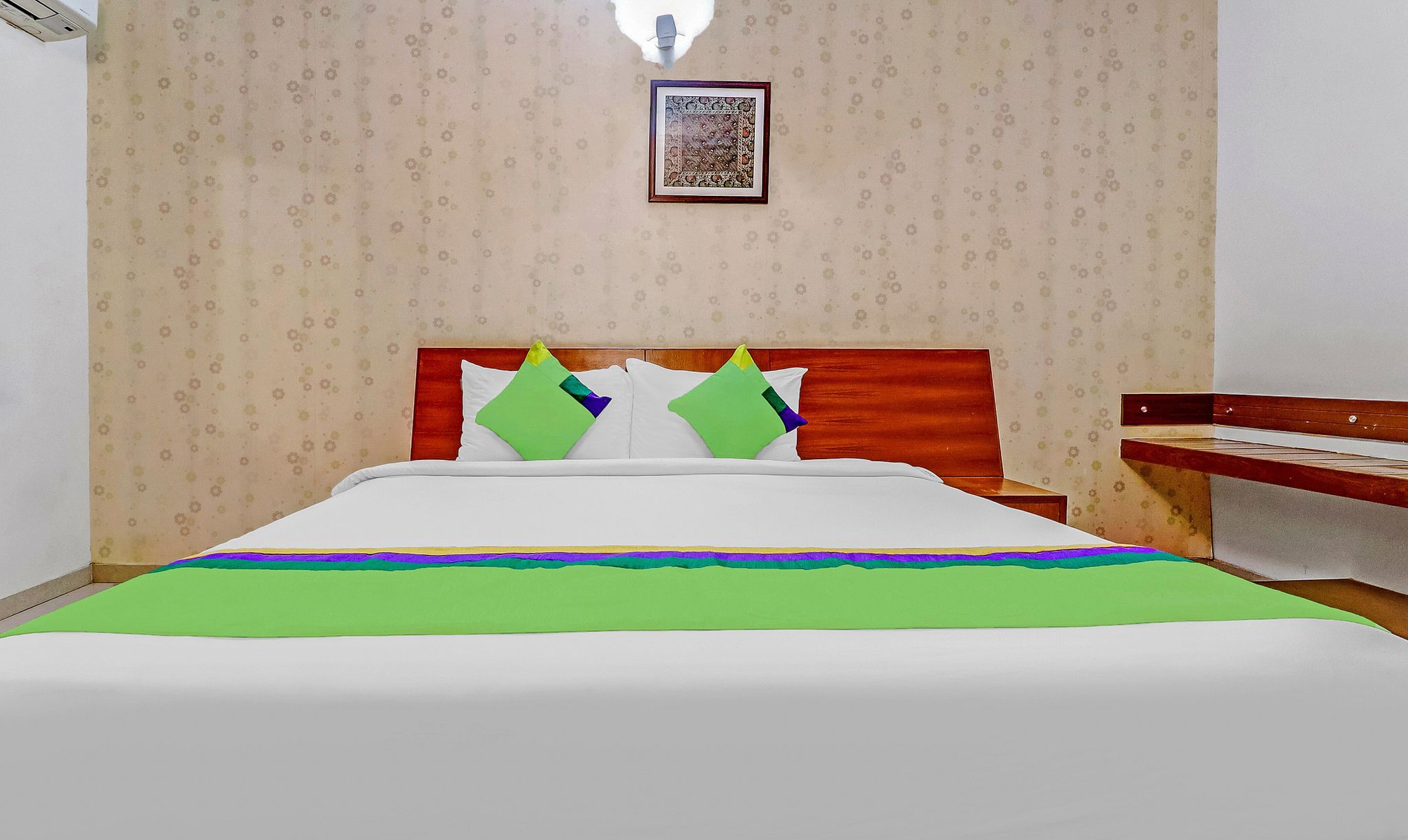 Treebo The Grand Skyla Marathahalli Deluxe Double Room 4
