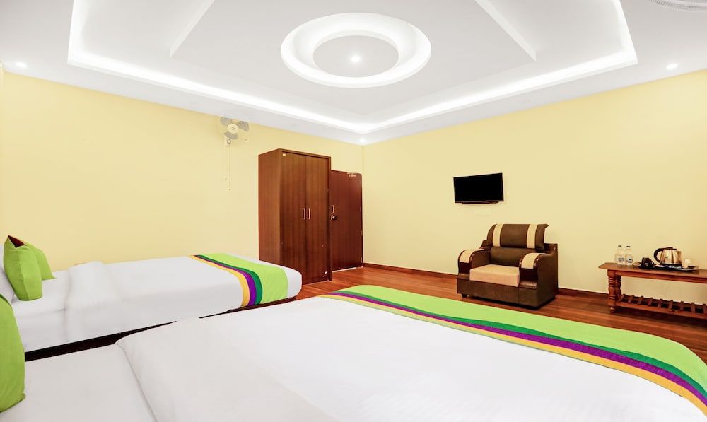 Treebo Doha King Standard Double Room 7