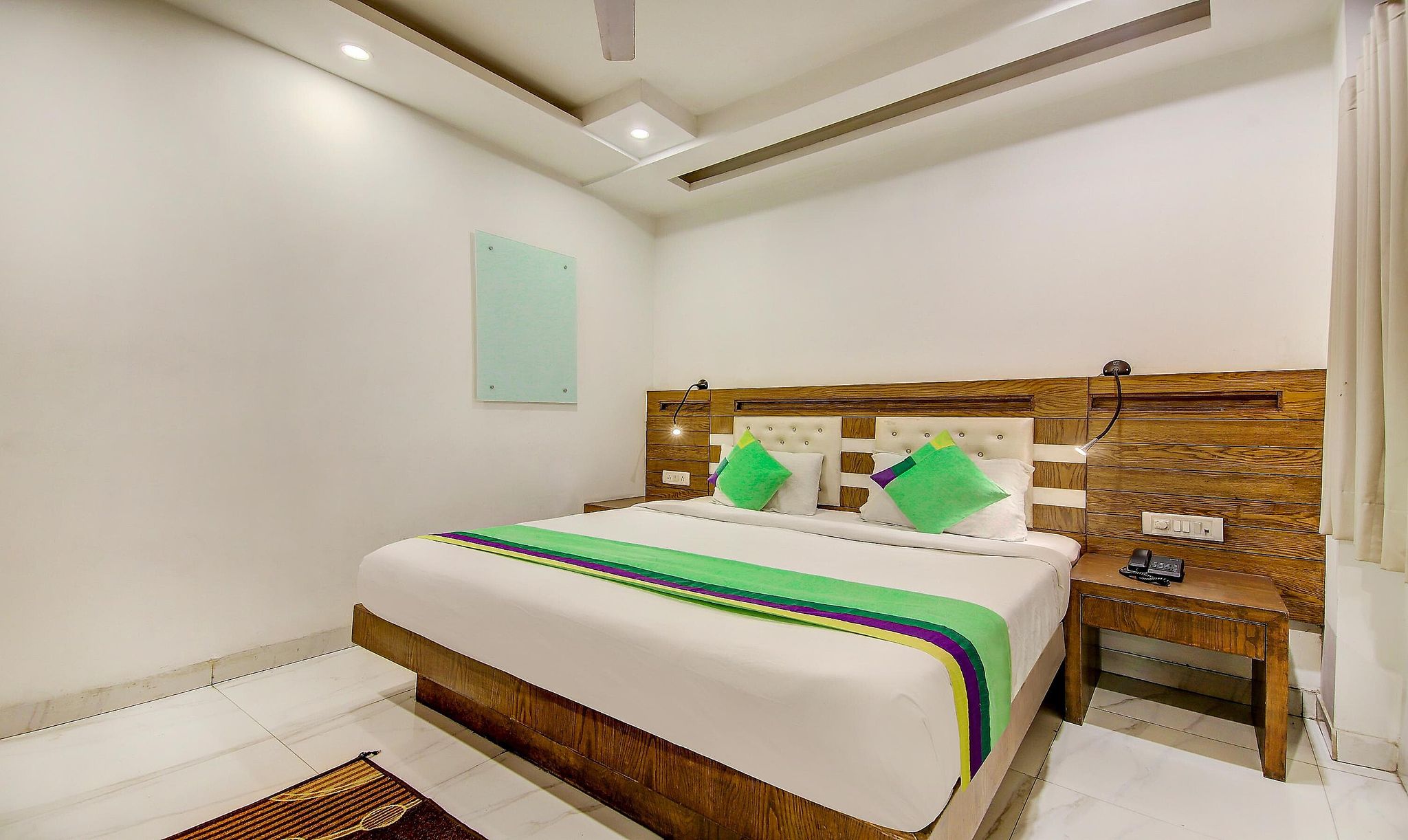 Treebo The Kings Plaza Standard Double Room