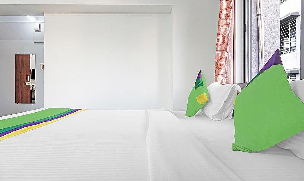 Treebo Atithi Corporate Stay Baner It Hub Standard Double Room 4