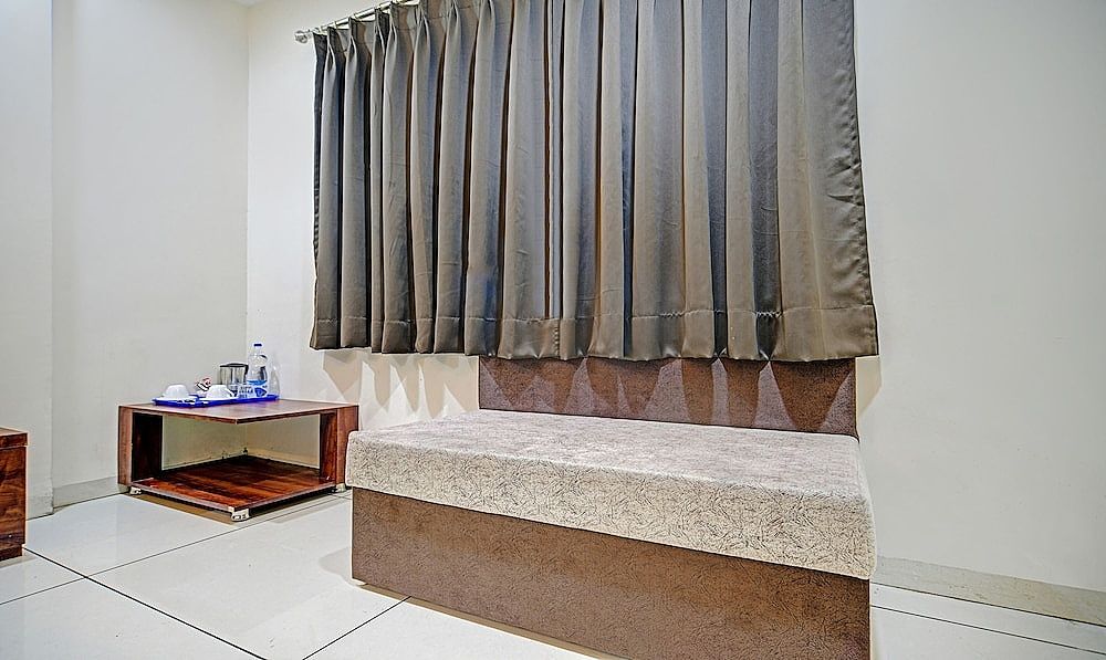 undefined Treebo Jayshree Palace C21 Business Park 3