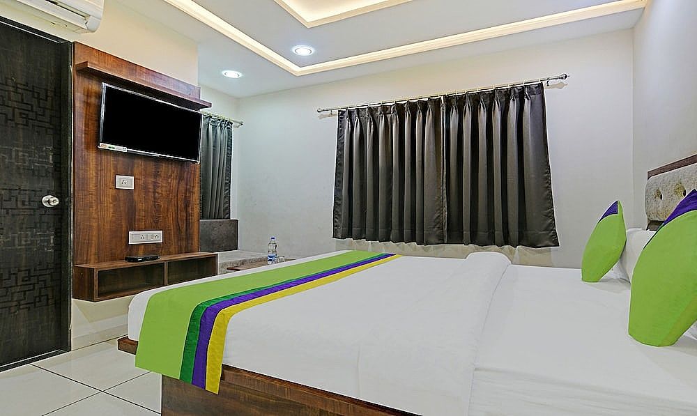 Treebo Jayshree Palace C21 Business Park Standard Double Room 8