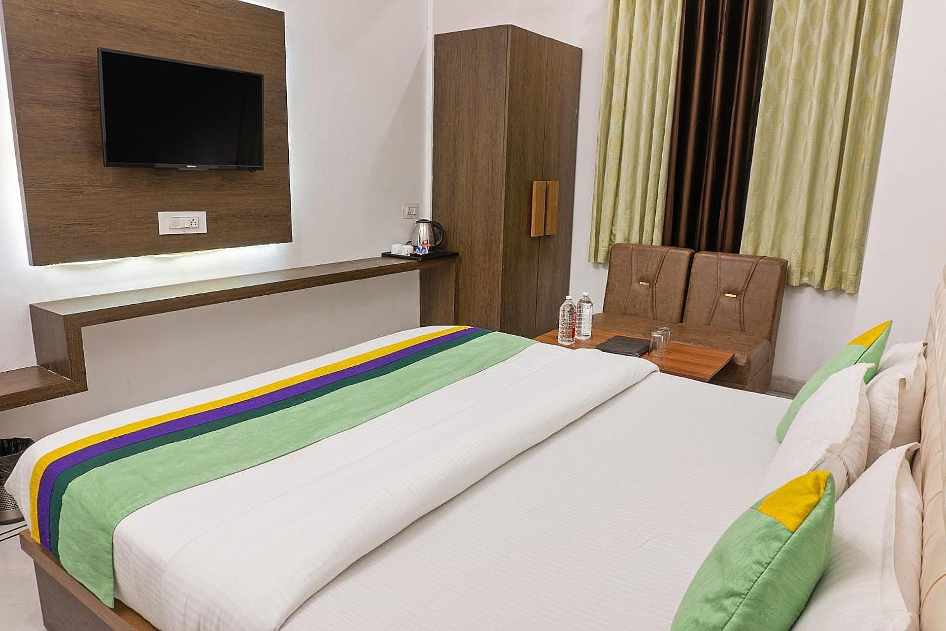 Treebo The Fresco Lake Pichola Standard Double Room 6