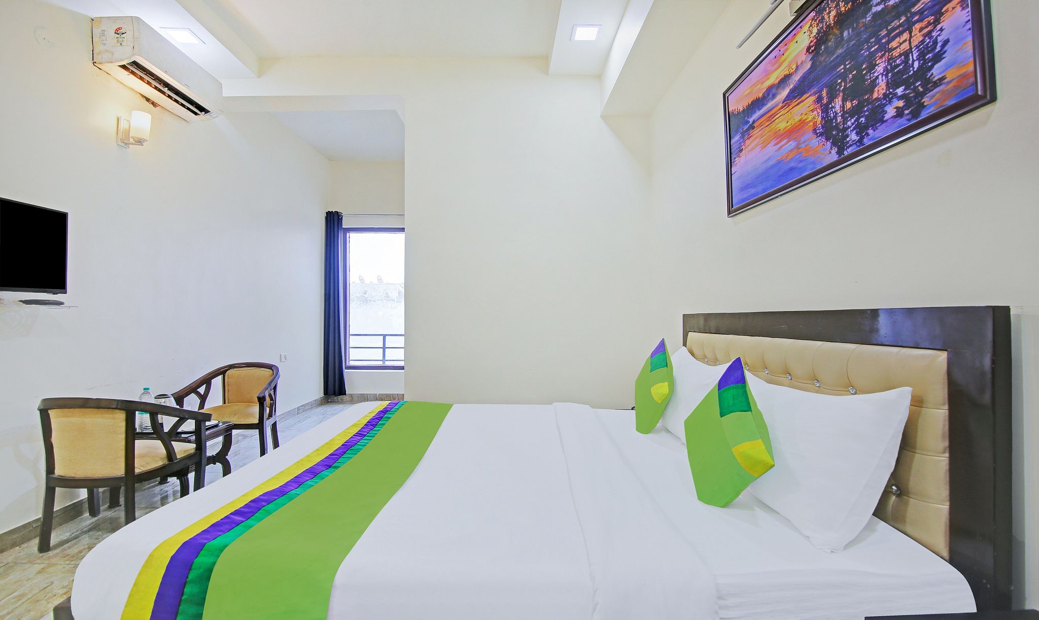 Treebo Amaya Inn Sector 72 Standard Double Room 4