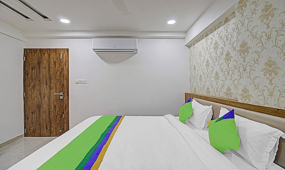 Treebo Chandraprasth Residency Standard Double Room 16
