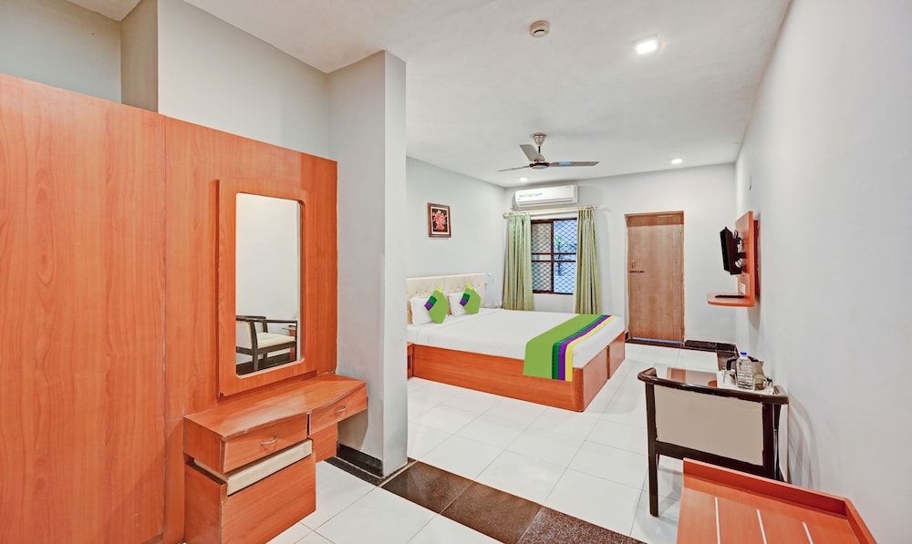 Treebo Sidhartha International Baliapanda Standard Double Room 11