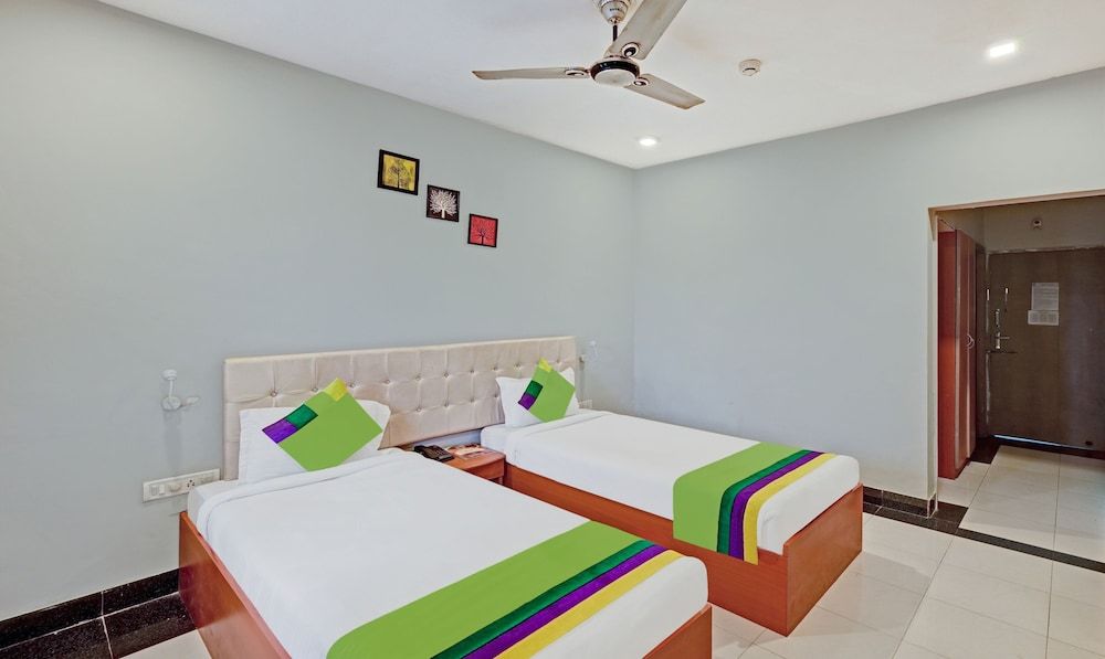 Treebo Sidhartha International Baliapanda Standard Double Room 6