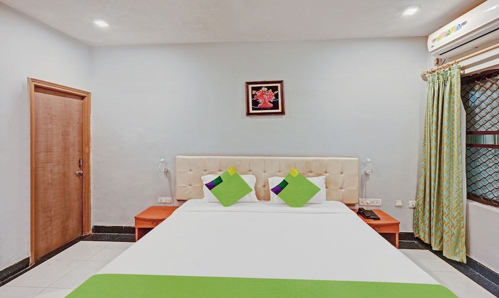 Treebo Sidhartha International Baliapanda Standard Double Room 4