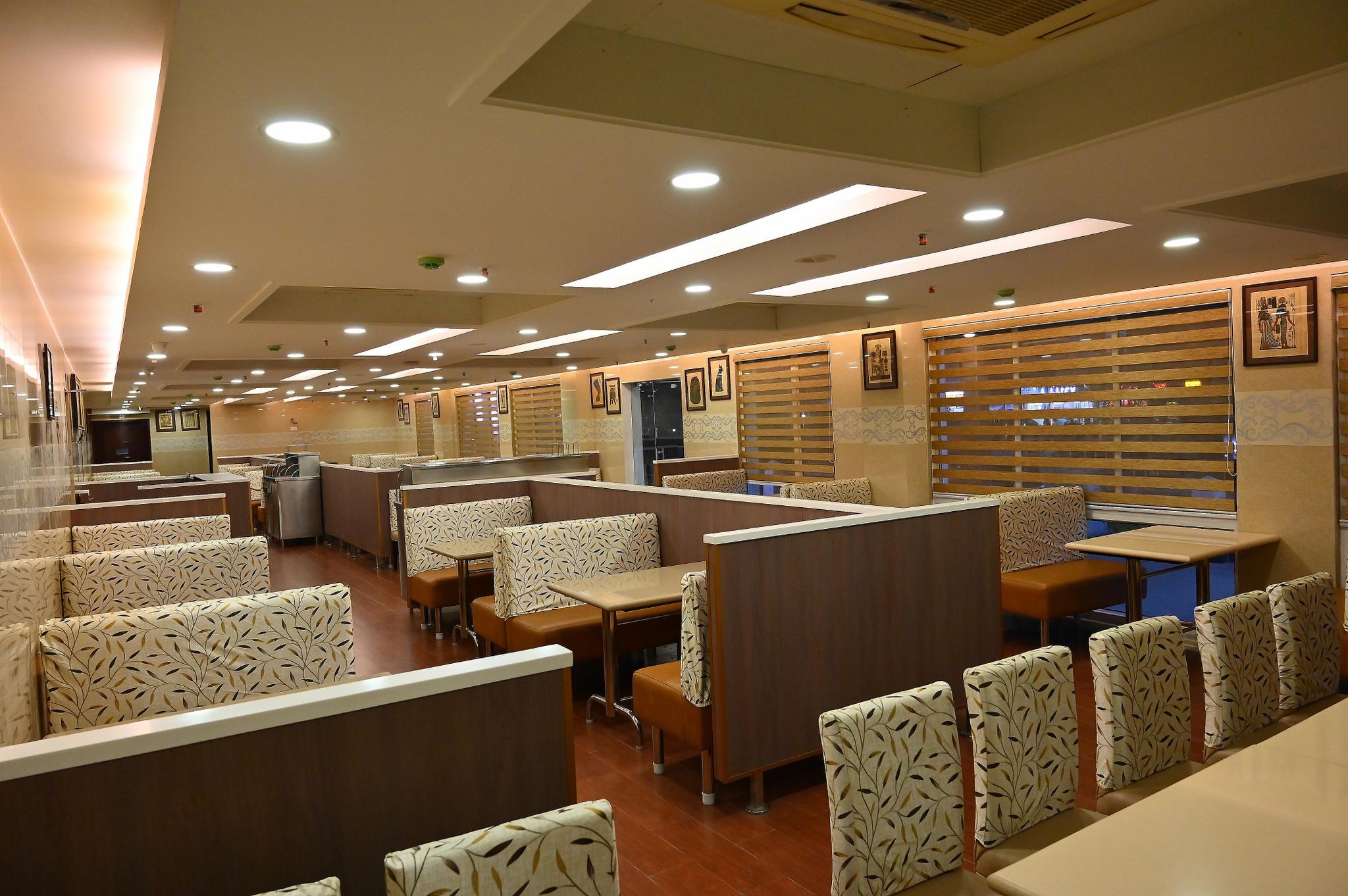 Food & Dining