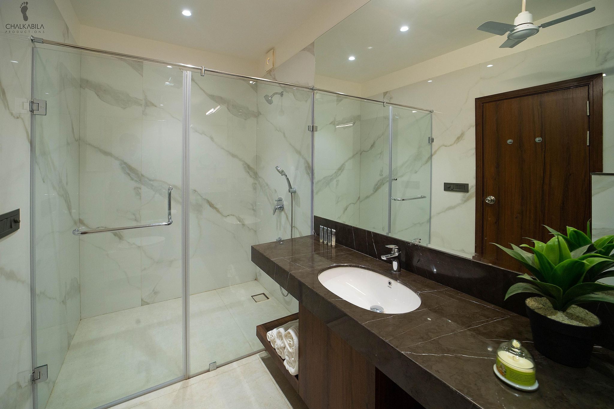 Aura Boutique Hotel Comfort Room 4