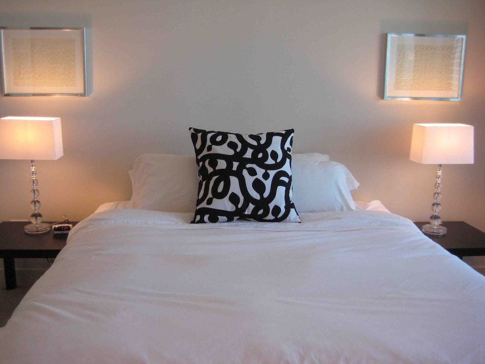 undefined Chicago Downtown Condo - Michigan Ave Suite ID 14-15 6