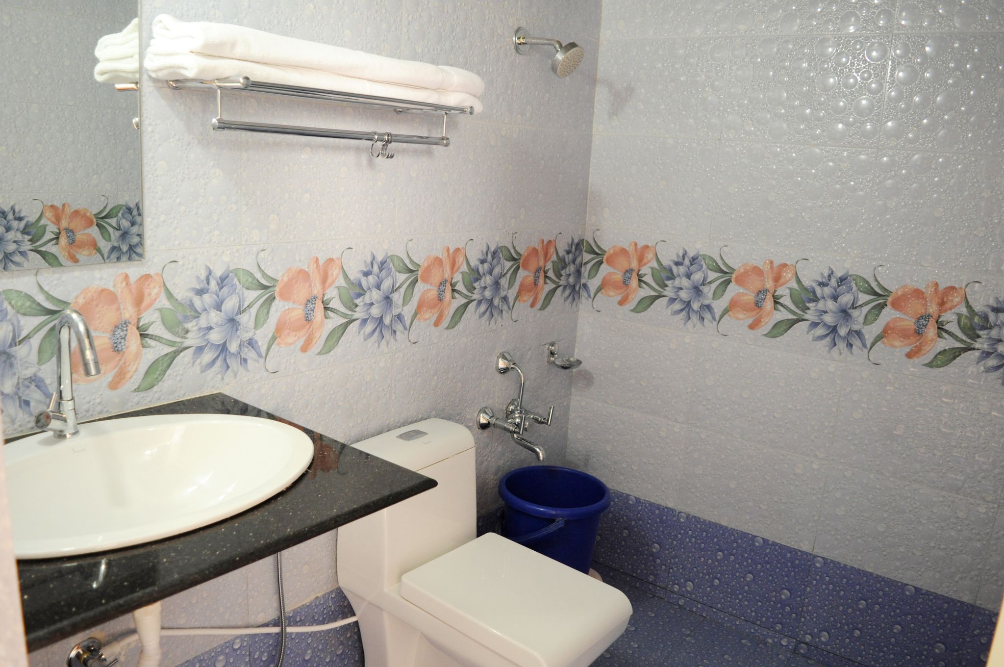 SAFARI TENT COTTAGE A/C