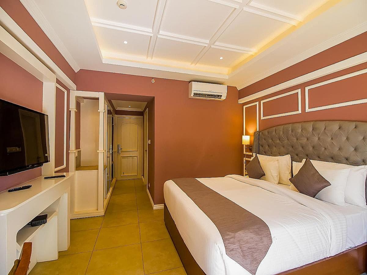 DeAmour: A Dreamy Getaway, Near The Beach Deluxe Room 4