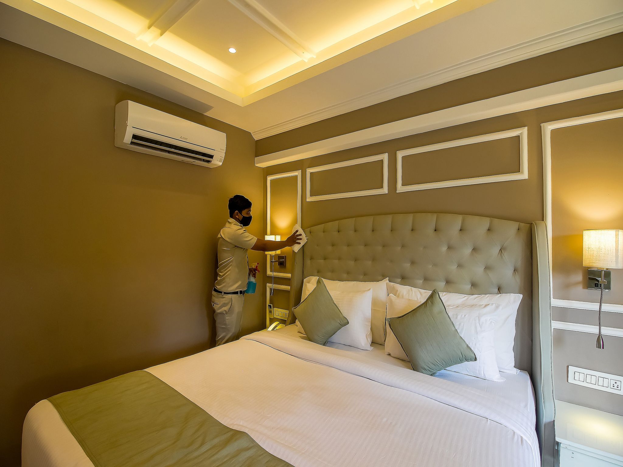 DeAmour: A Dreamy Getaway, Near The Beach Deluxe Room 10