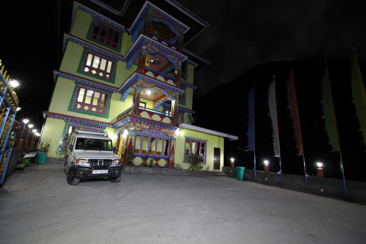 undefined Rufina Lachung Heritage 6