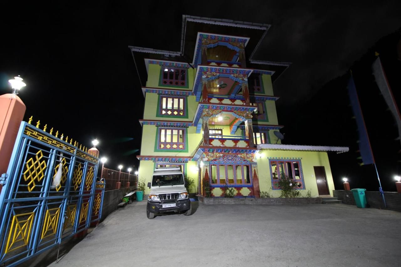 undefined Rufina Lachung Heritage 2