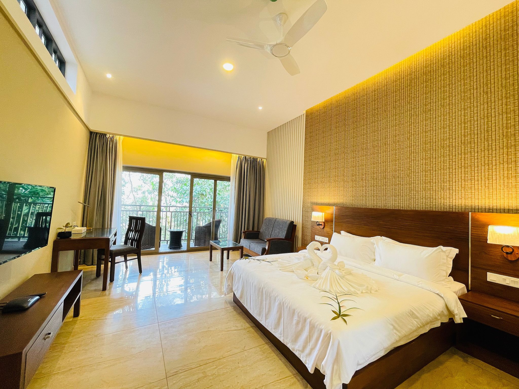 Elephant Passage - A Mountain Resort Cottage 3