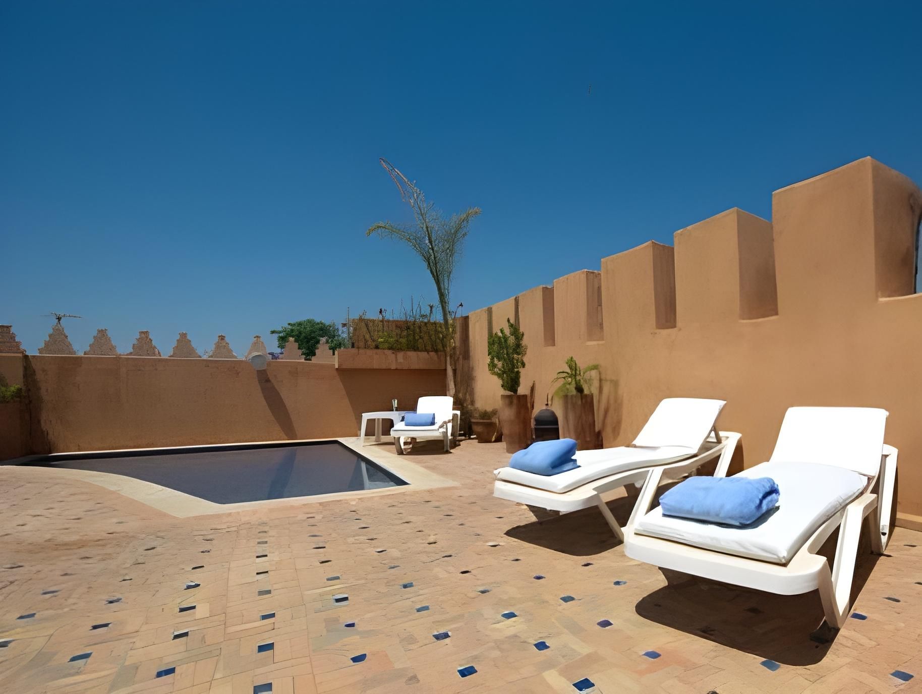 8c05244a2ce697f44a6cdfa4eba0e939