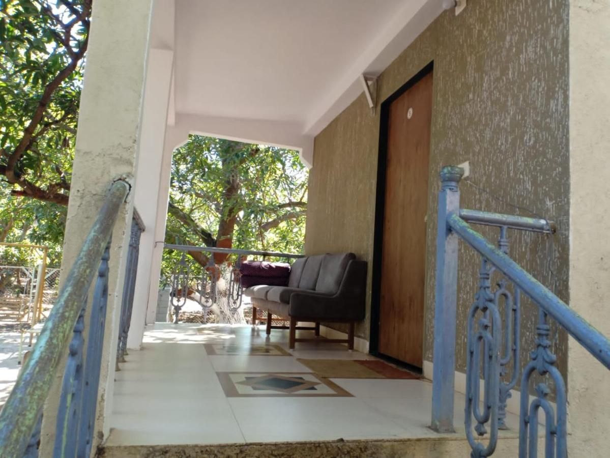 Deluxe Cottages with Private Sit out