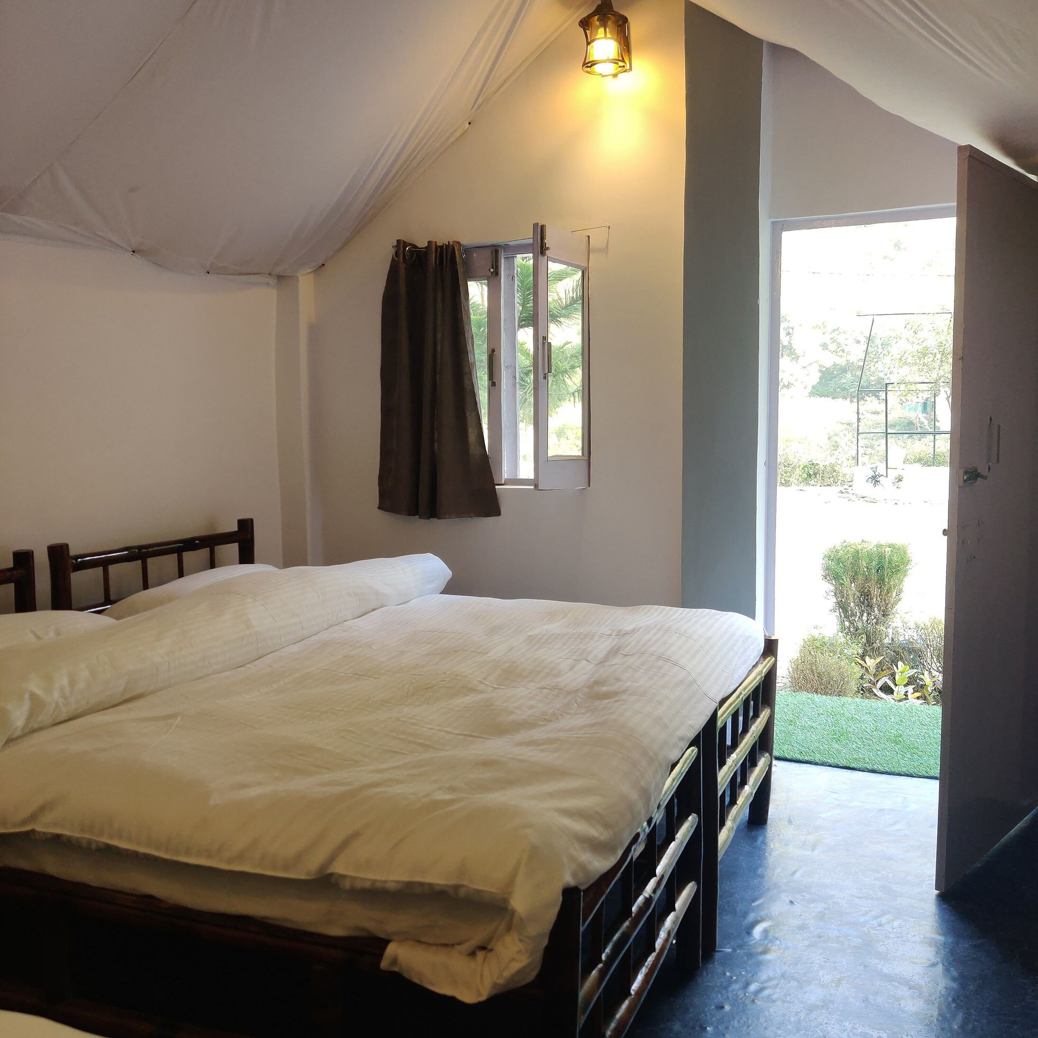 Luxury Deluxe Cottages