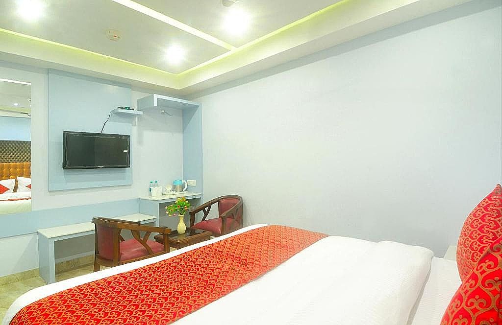 Hotel De Cruise Premium Room with Window 9