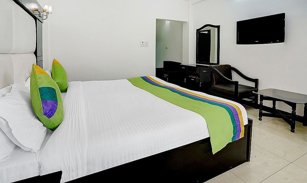 Hotel Mussoorie Club