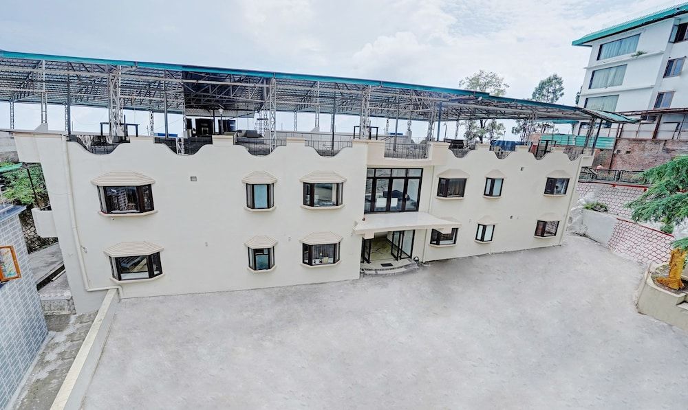 Hotel Mussoorie Club