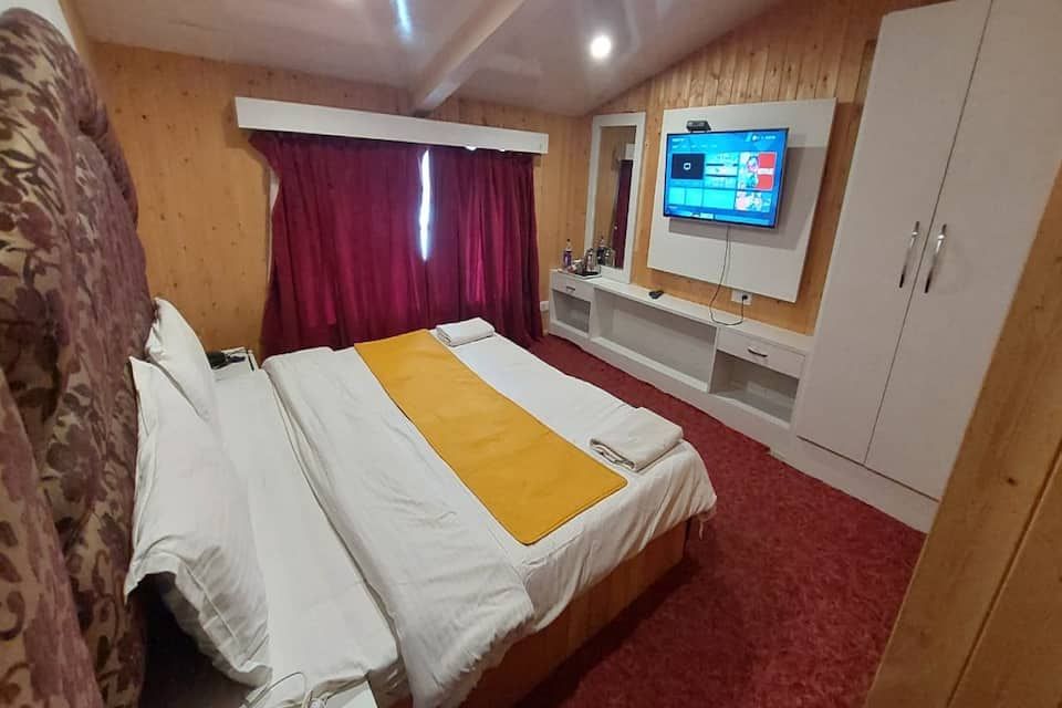 Hotel Outlook Standard Room 2