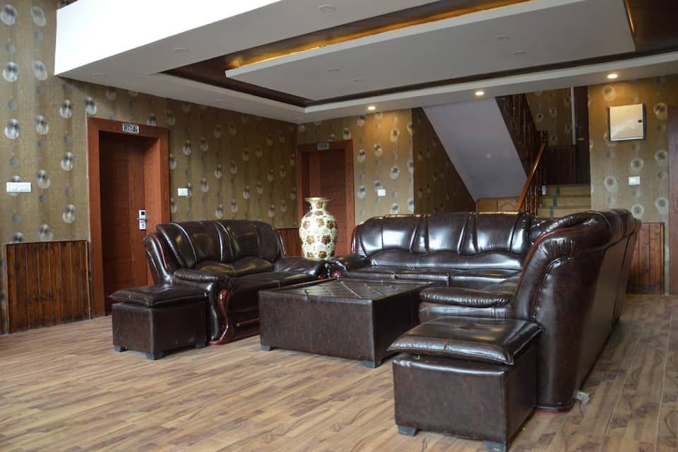 undefined Hotel Outlook 3