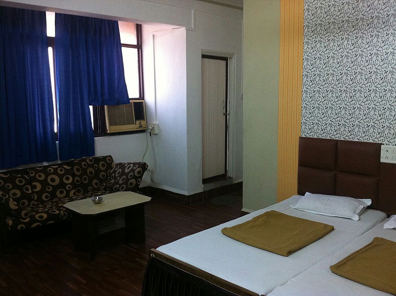 Hotel Priti International Double Room AC 5