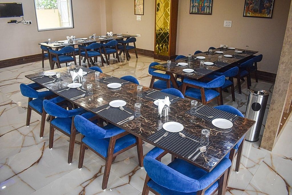 Food & Dining