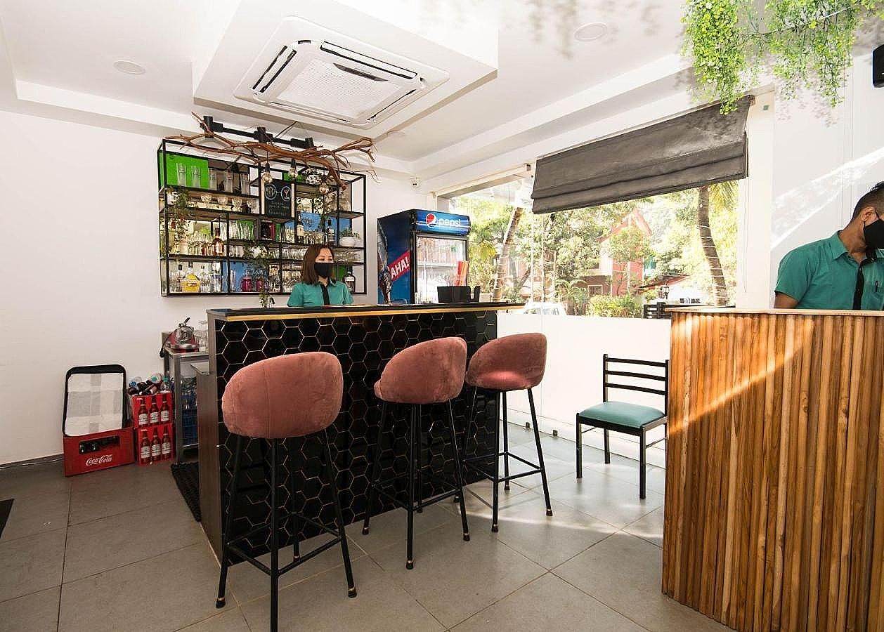 Bar