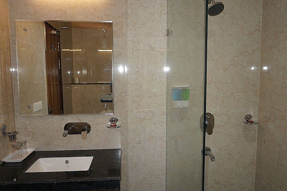 Neel Clarks Inn Agra Deluxe King Bed Room 2