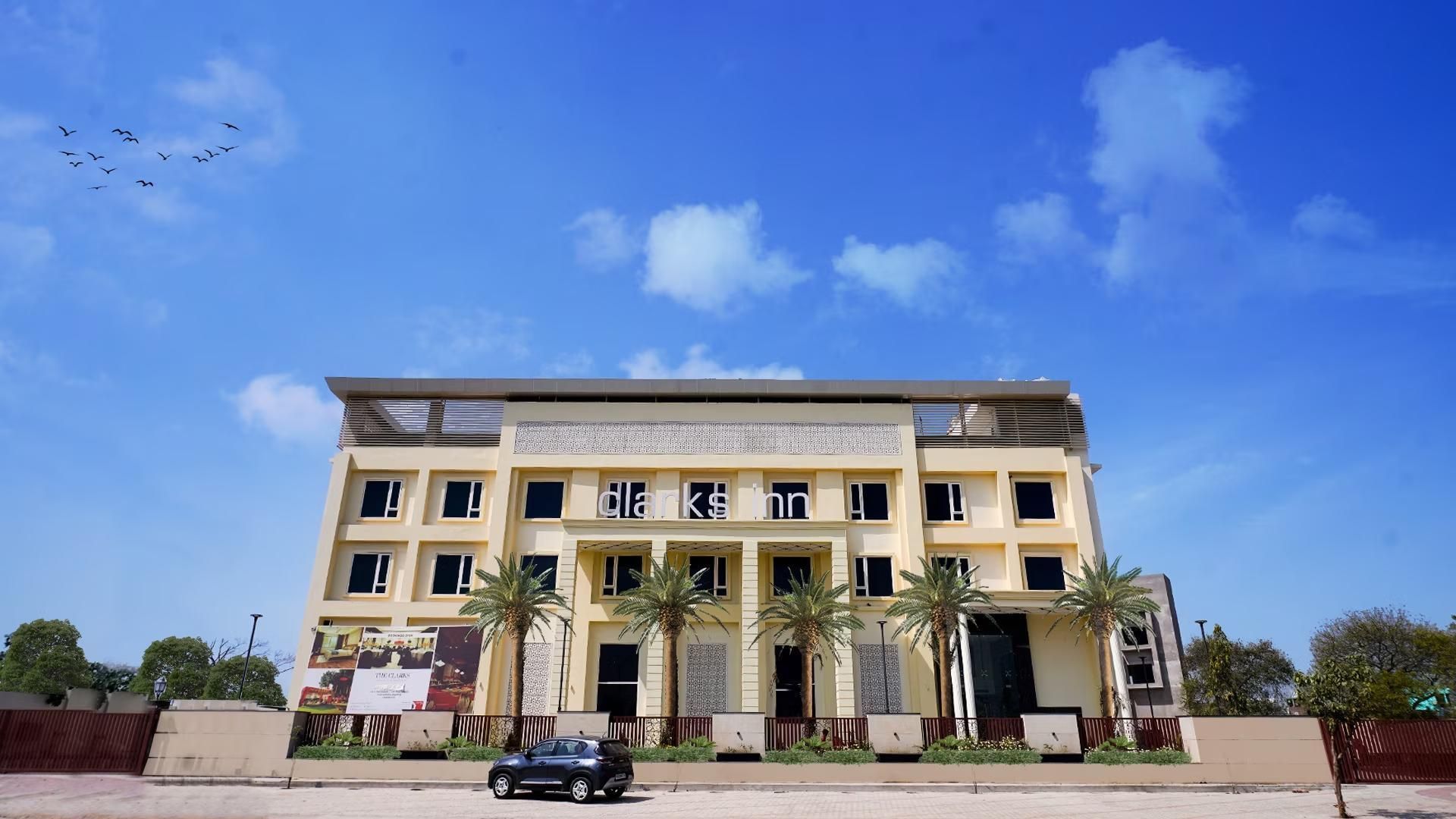 Clarks Inn, Aligarh