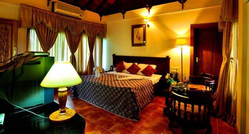 Superior Water Front Cottage