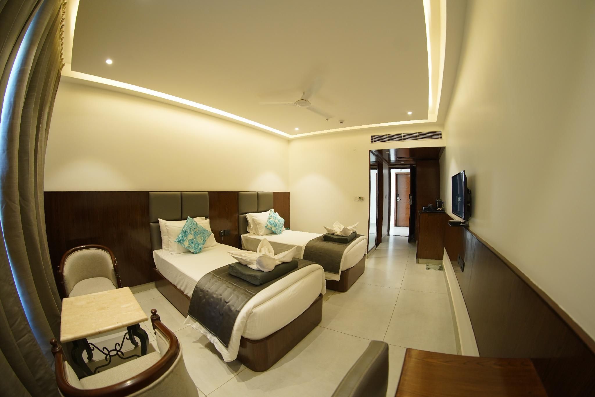 Kyriad Vajram Guntur By OTHPL Deluxe Twin Room 12