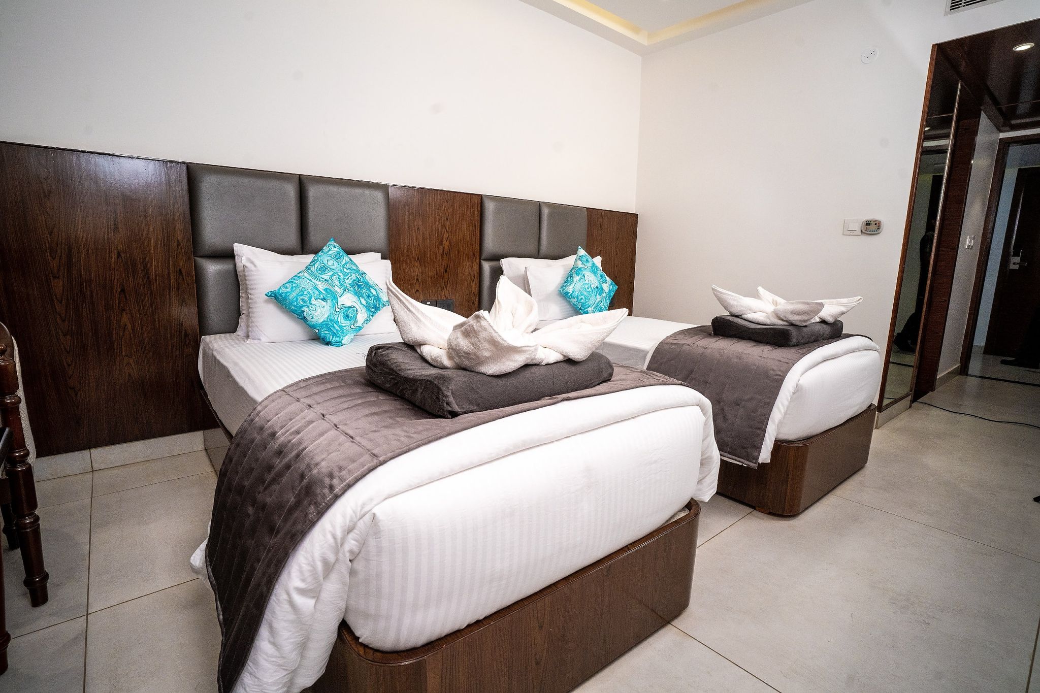 Kyriad Vajram Guntur By OTHPL Deluxe Twin Room 4