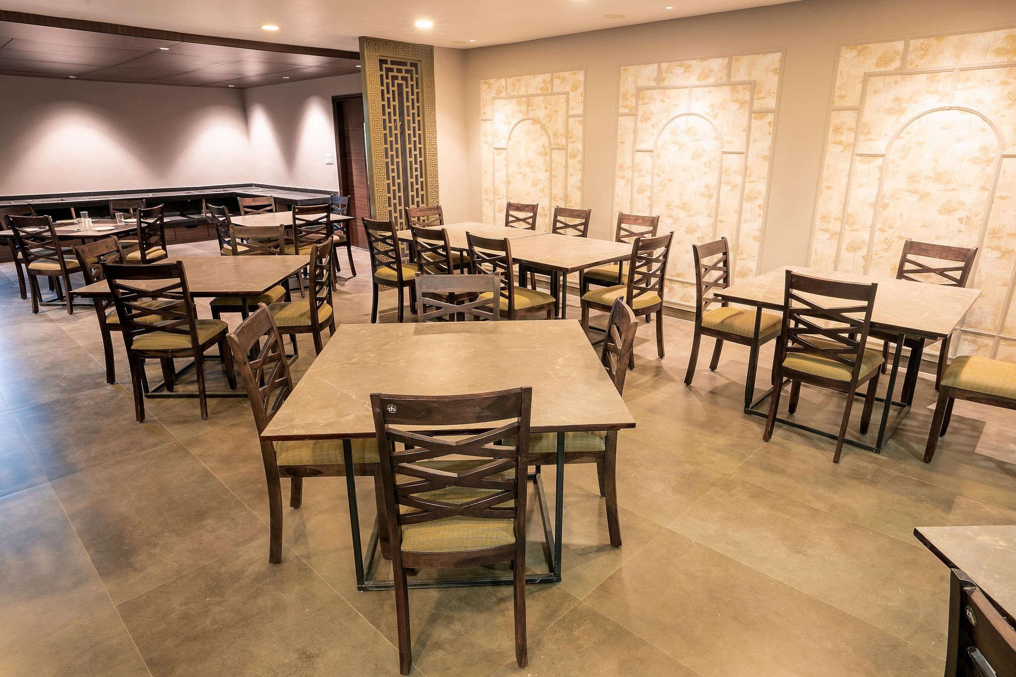 Food & Dining