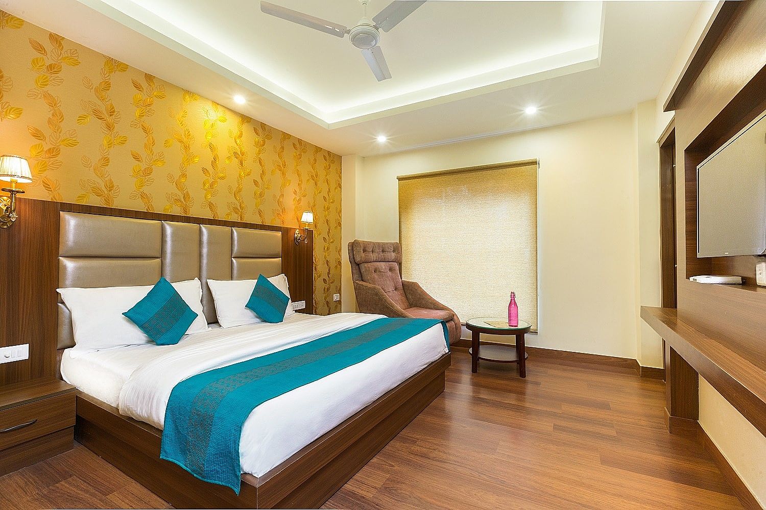 Cygnett Style Signature Mcleodganj Superior