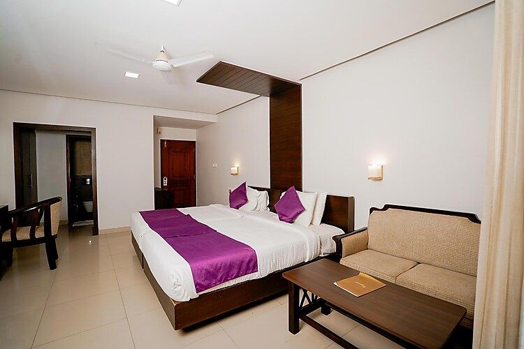 Malabar Ocean Front Resort And Spa Premier Garden View 2