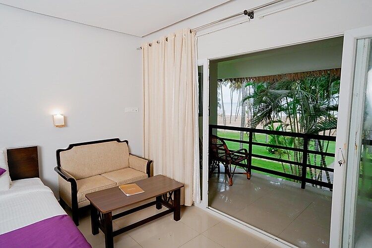 Malabar Ocean Front Resort And Spa Premier Garden View 3
