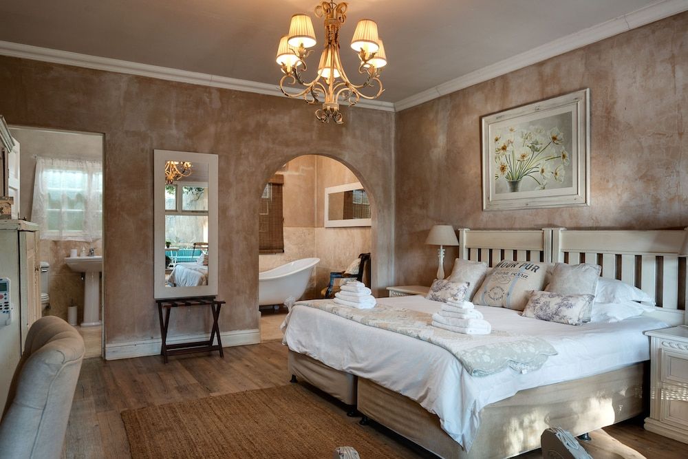 Petite Provence B&B Standard luxury room 3